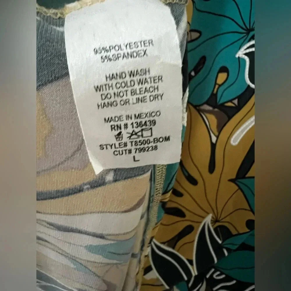 Amana sleeves tie top size Large - Excellent condition - Picture 5 of 7